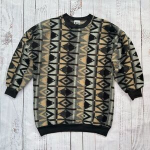 90s Fleece Pullover Oversized Sweatshirt with 3D Geometric Pattern Streetwear